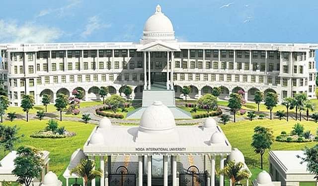 Noida_International_University